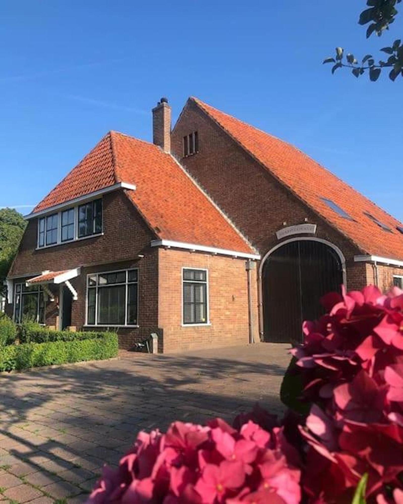 Rustig Logeerverblijf Aan De Rand Van De Stad Lekkum 外观 照片